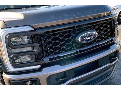2023 Ford Super Duty F-350 SRW LARIAT