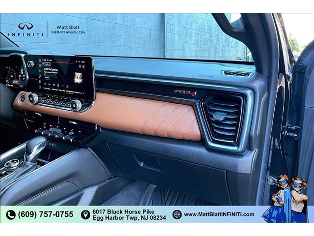 2024 GMC Canyon 4WD AT4