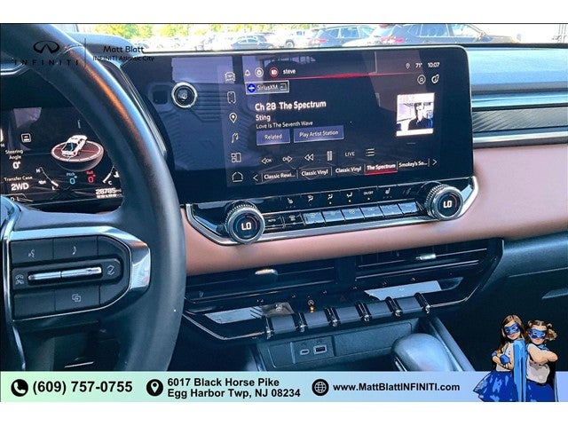 2024 GMC Canyon 4WD AT4