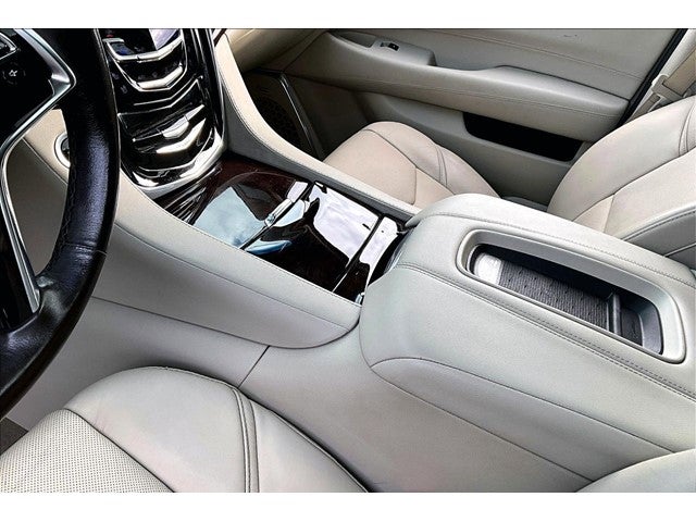 2016 Cadillac Escalade Luxury Collection