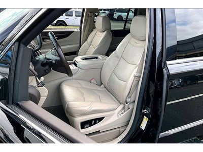 2016 Cadillac Escalade Luxury Collection