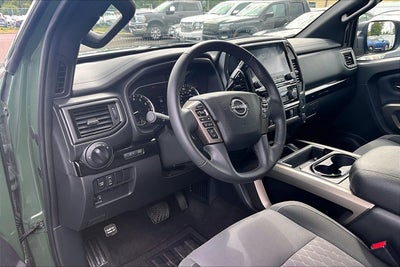 2024 Nissan Titan SV