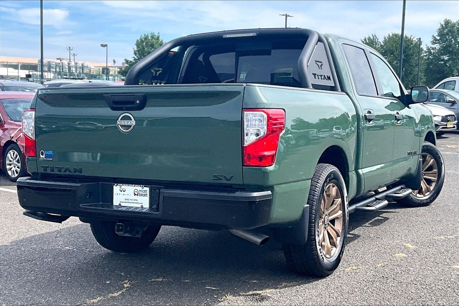 2024 Nissan Titan SV