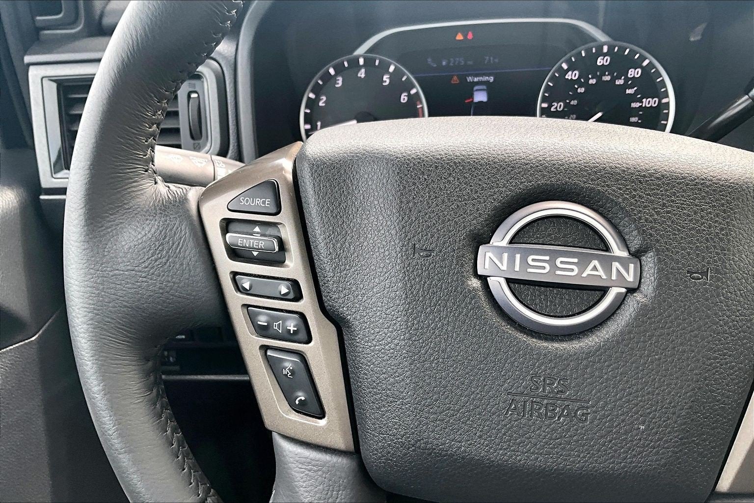 2024 Nissan Titan SV