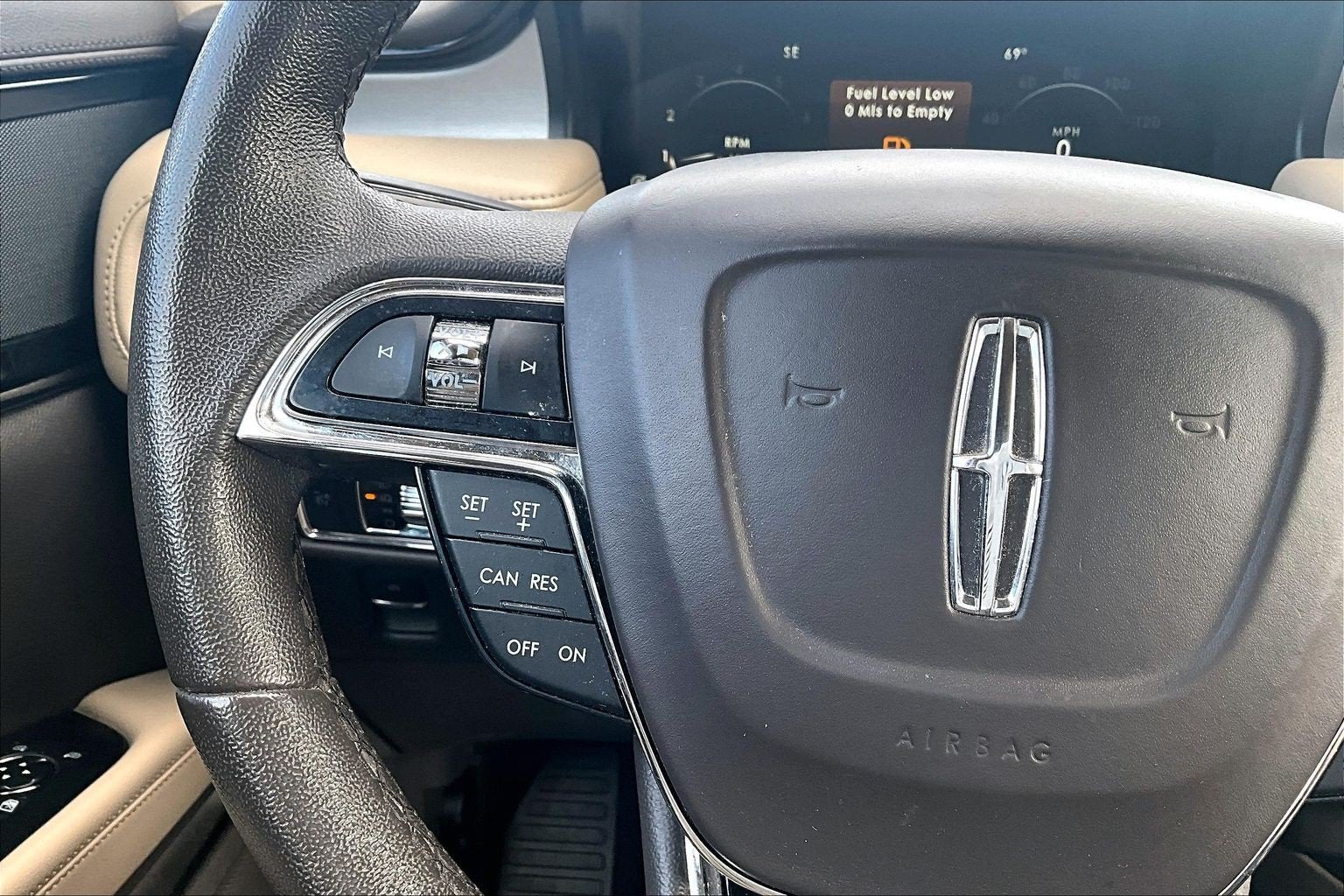 2023 Lincoln Nautilus Standard