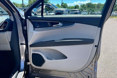 2020 Lincoln Nautilus Reserve
