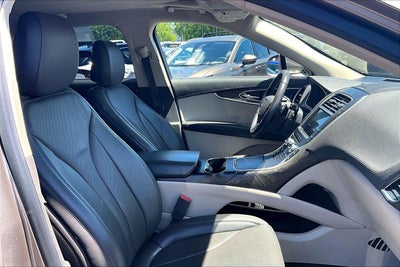 2020 Lincoln Nautilus Reserve