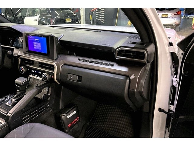 2024 Toyota Tacoma 4WD SR5