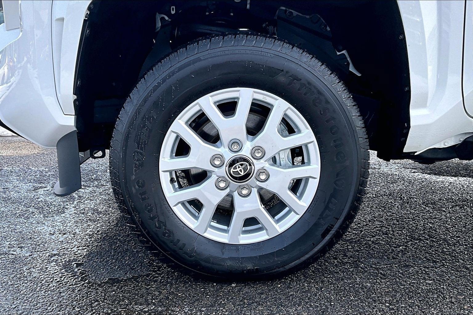 2025 Toyota Tacoma 4WD SR