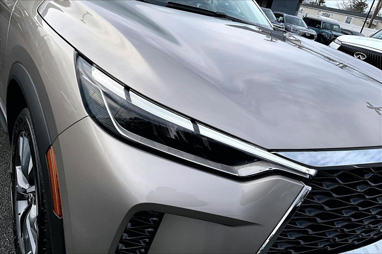 2023 INFINITI QX60 LUXE AWD