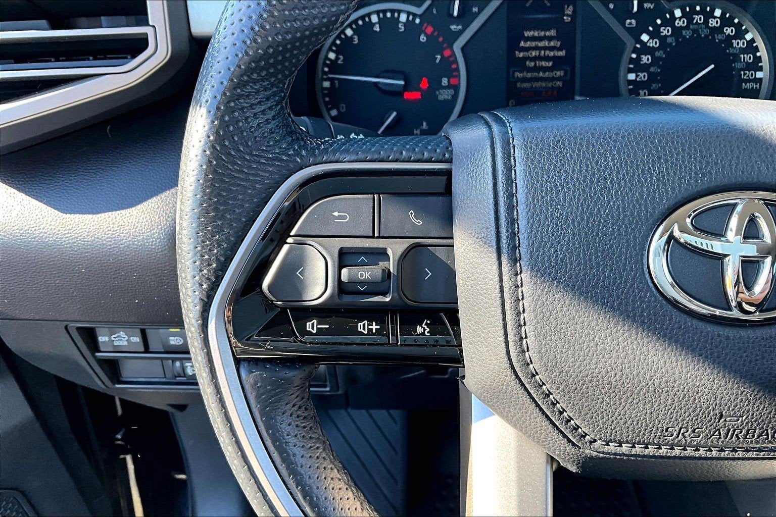 2023 Toyota Tundra 4WD SR5