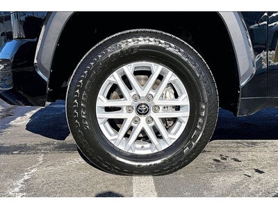 2023 Toyota Tundra 4WD SR5