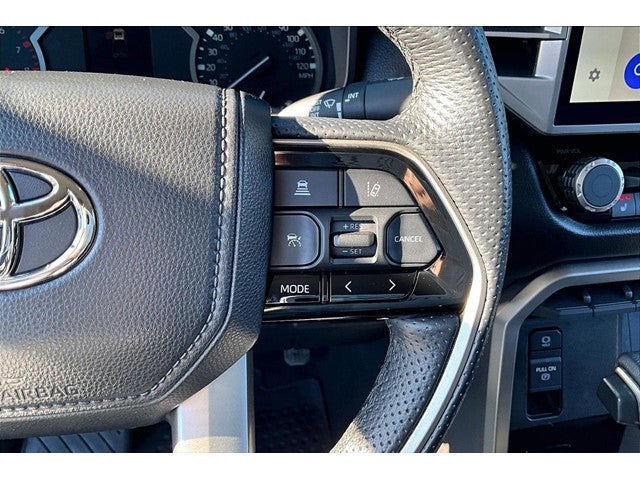 2023 Toyota Tundra 4WD SR5