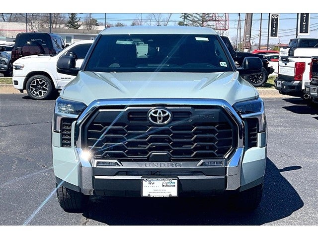 2026 Toyota Tundra 4WD SR5