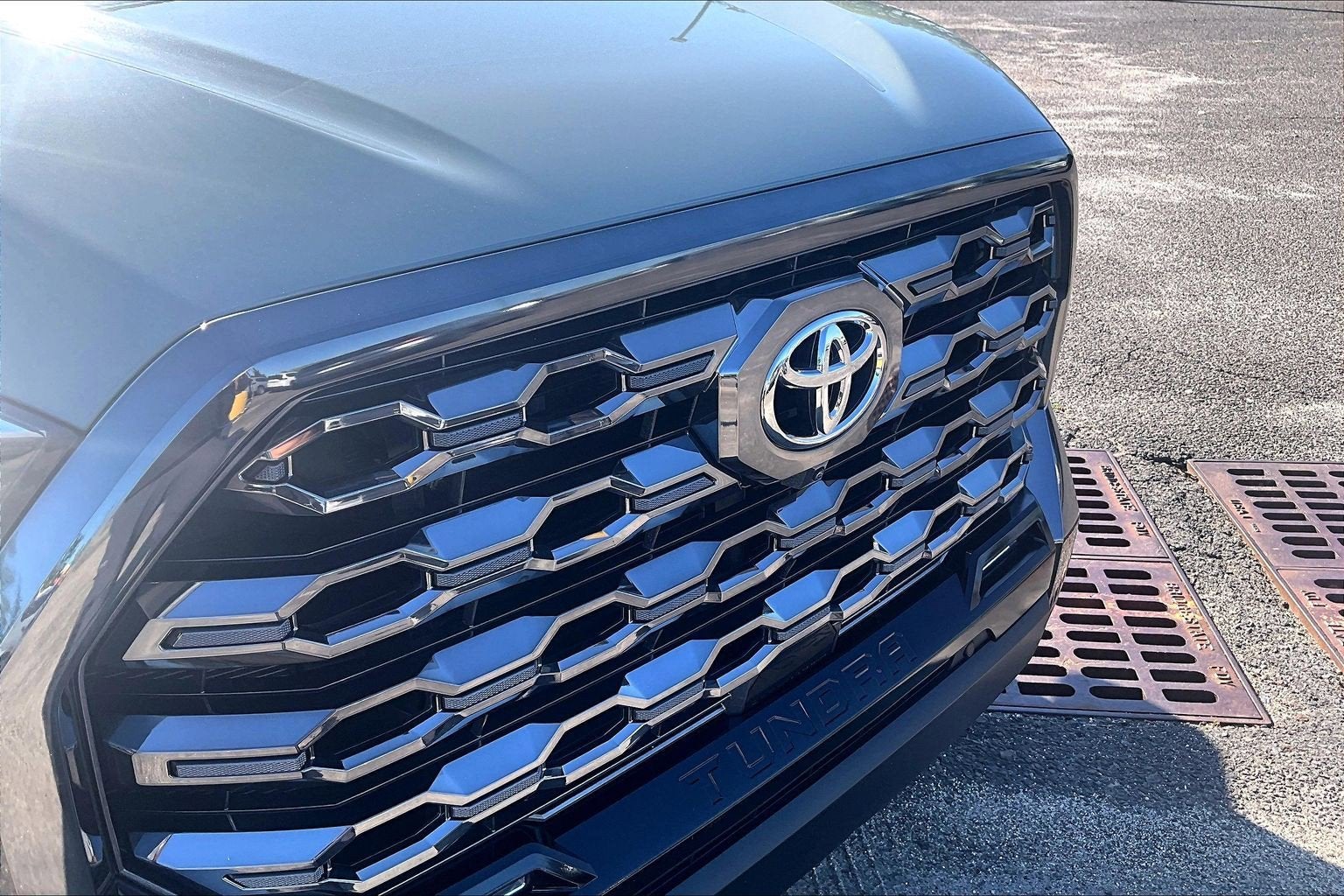2025 Toyota Tundra 4WD Platinum Hybrid