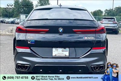 2022 BMW X6 M50i