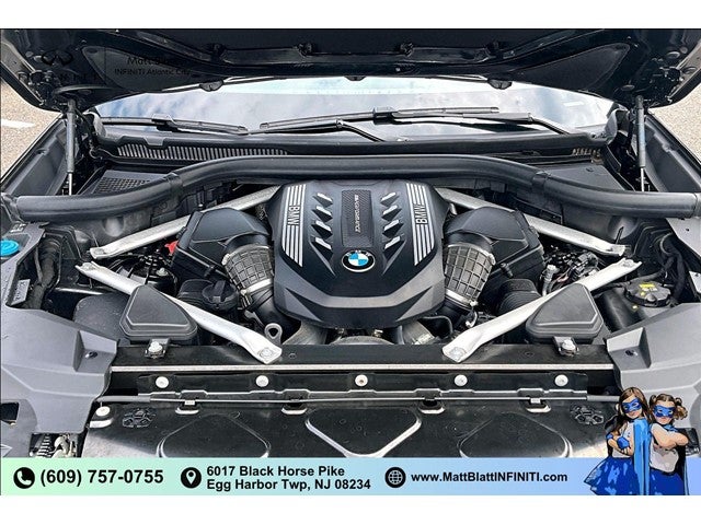2022 BMW X6 M50i