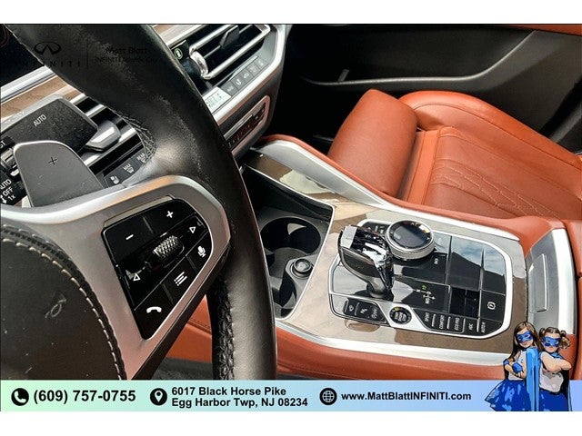 2022 BMW X6 M50i