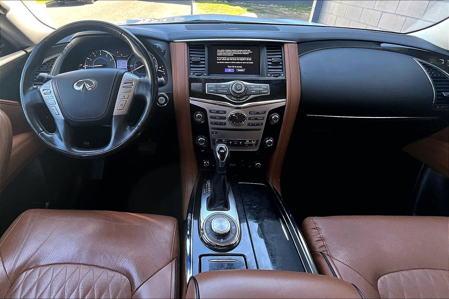 2019 INFINITI QX80 LUXE 4WD