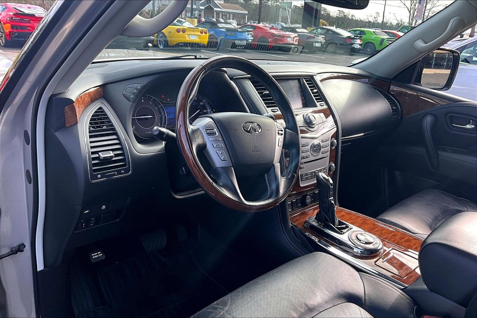2019 INFINITI QX80 LUXE