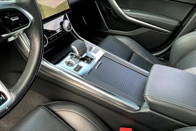 2022 Jaguar XF R-Dynamic SE