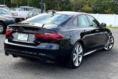 2022 Jaguar XF R-Dynamic SE