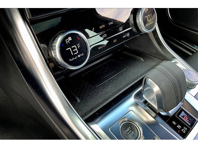 2022 Jaguar XF R-Dynamic SE