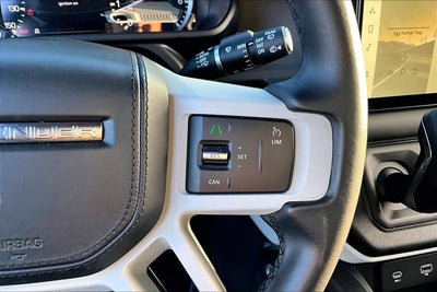 2023 Land Rover Defender X-Dynamic SE