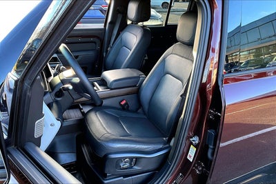 2023 Land Rover Defender X-Dynamic SE