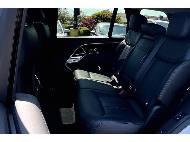 2024 Land Rover Range Rover SE