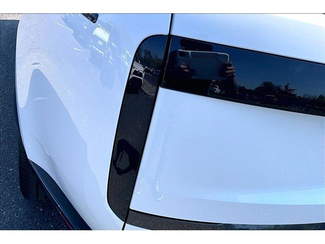 2024 Land Rover Range Rover SE
