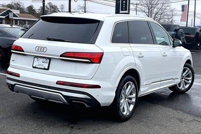 2025 Audi Q7 Premium Plus