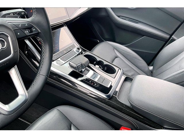 2025 Audi Q7 Premium Plus