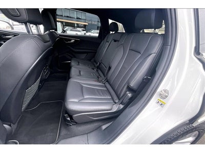 2025 Audi Q7 Premium Plus