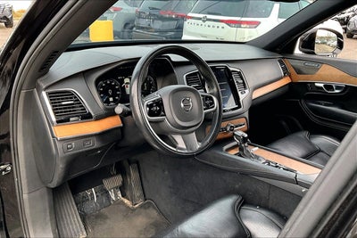 2019 Volvo XC90 Inscription