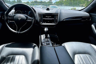 2023 Maserati Levante Modena
