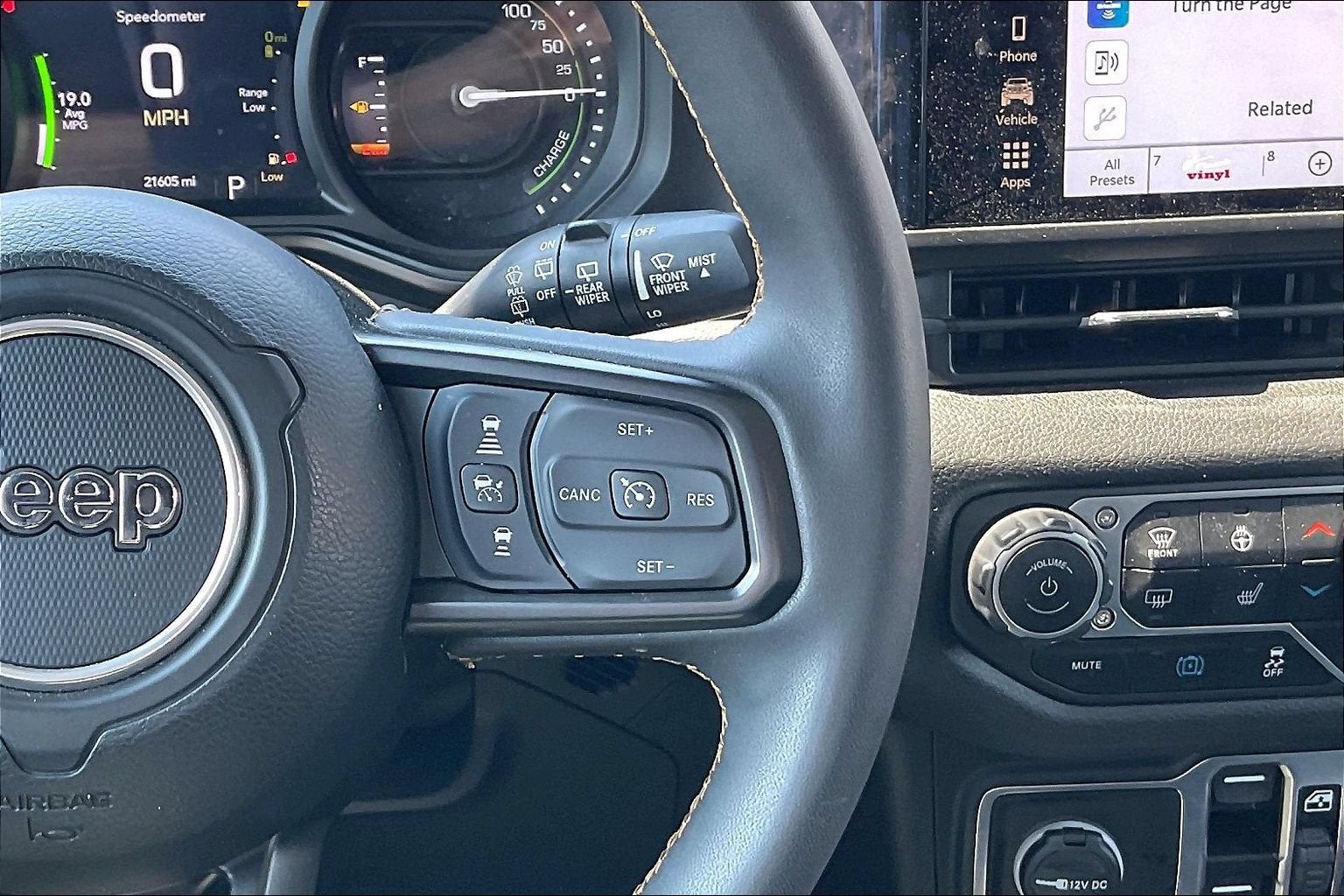 2024 Jeep Wrangler 4xe Willys