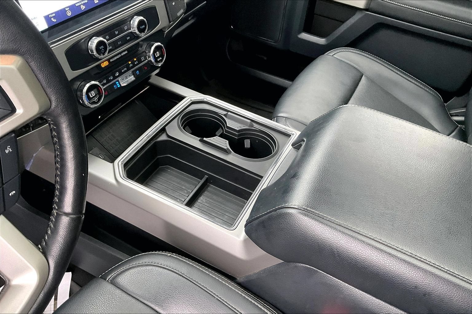 2022 Ford Super Duty F-250 SRW LARIAT