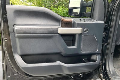 2022 Ford Super Duty F-250 SRW LARIAT