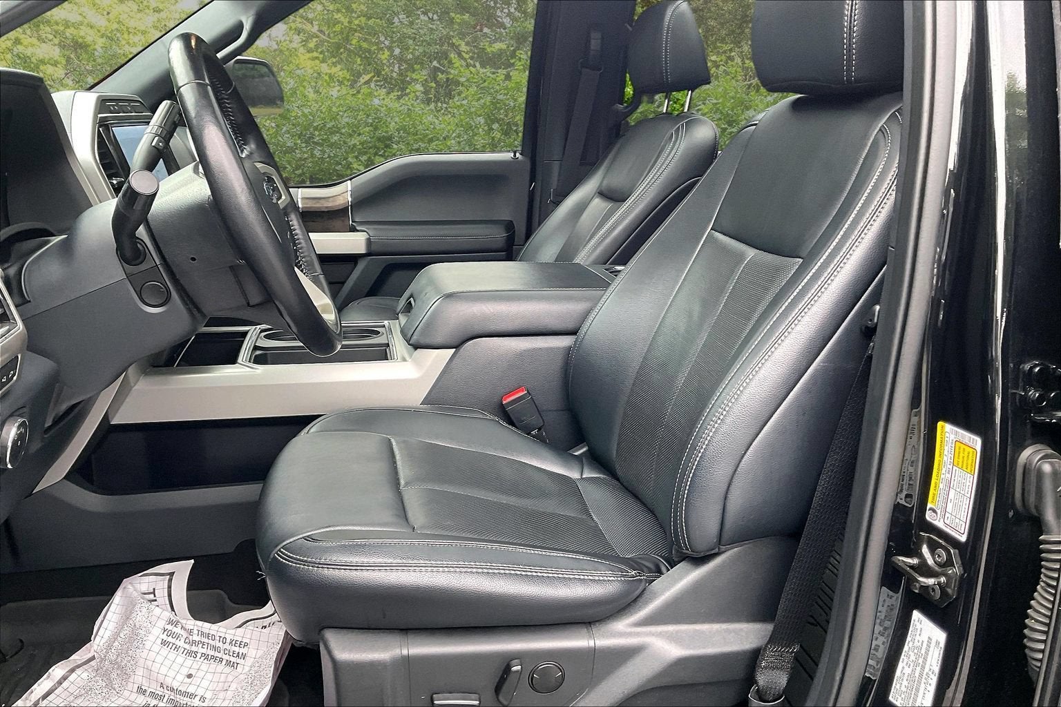 2022 Ford Super Duty F-250 SRW LARIAT