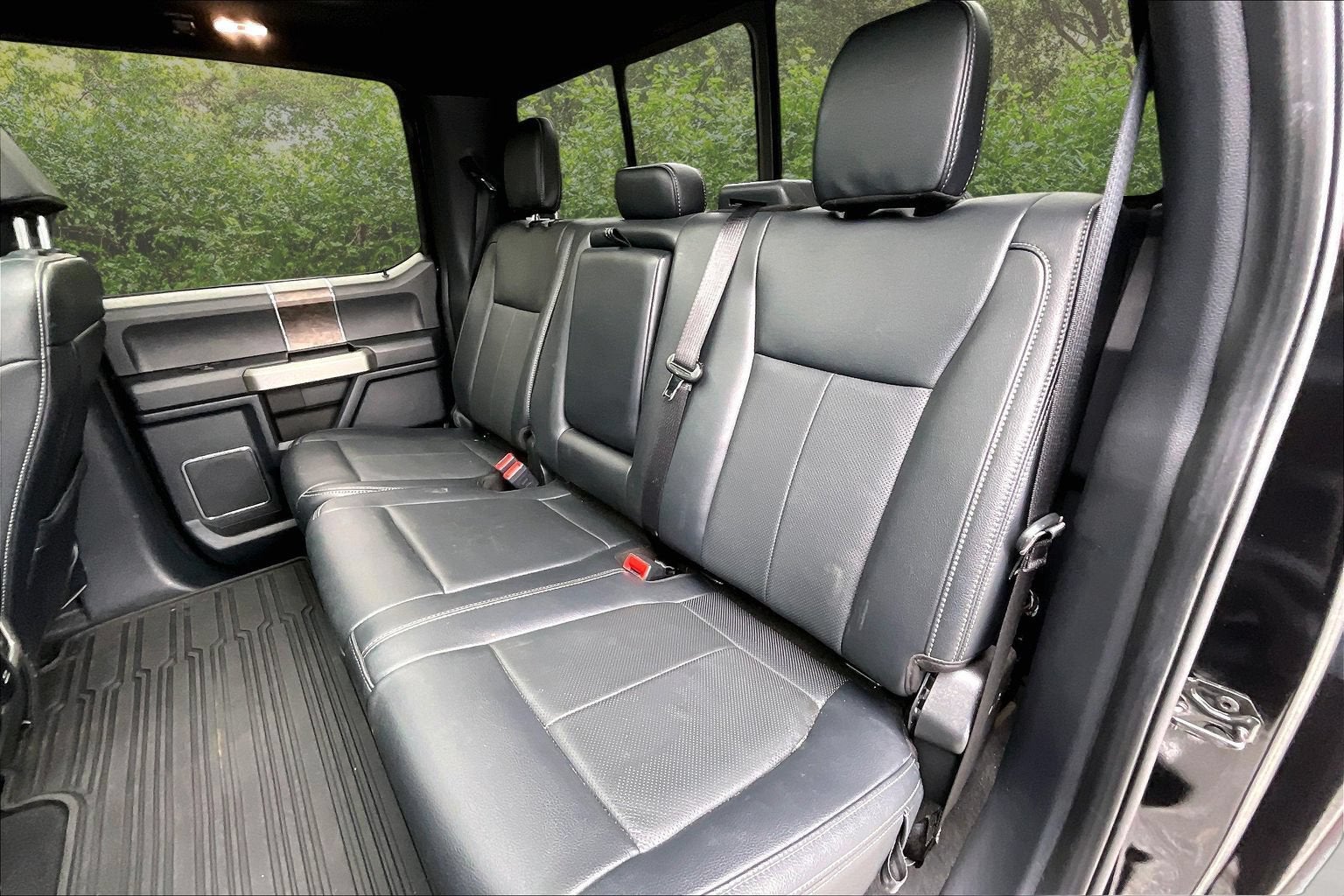 2022 Ford Super Duty F-250 SRW LARIAT