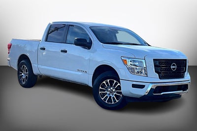 2024 Nissan Titan SV