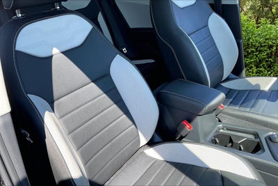 2025 Volkswagen Taos SEL