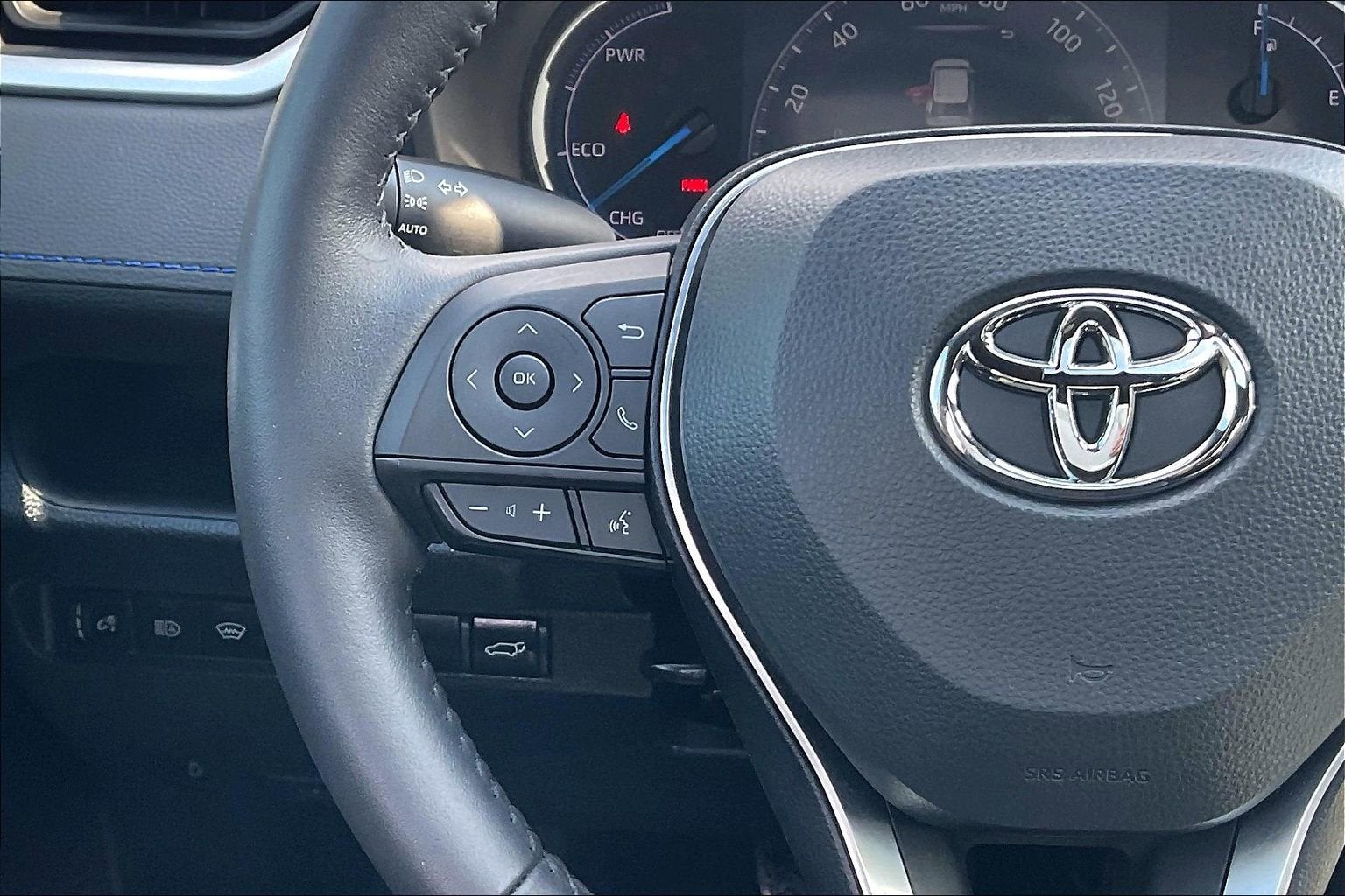 2023 Toyota RAV4 Hybrid SE