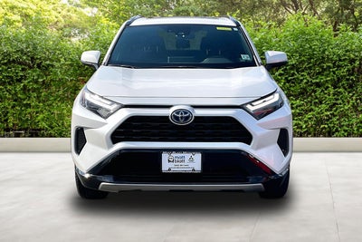 2023 Toyota RAV4 Hybrid SE