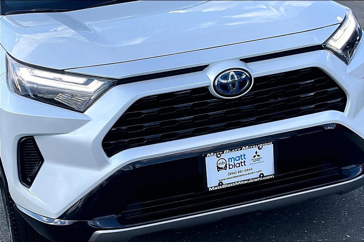 2023 Toyota RAV4 Hybrid SE