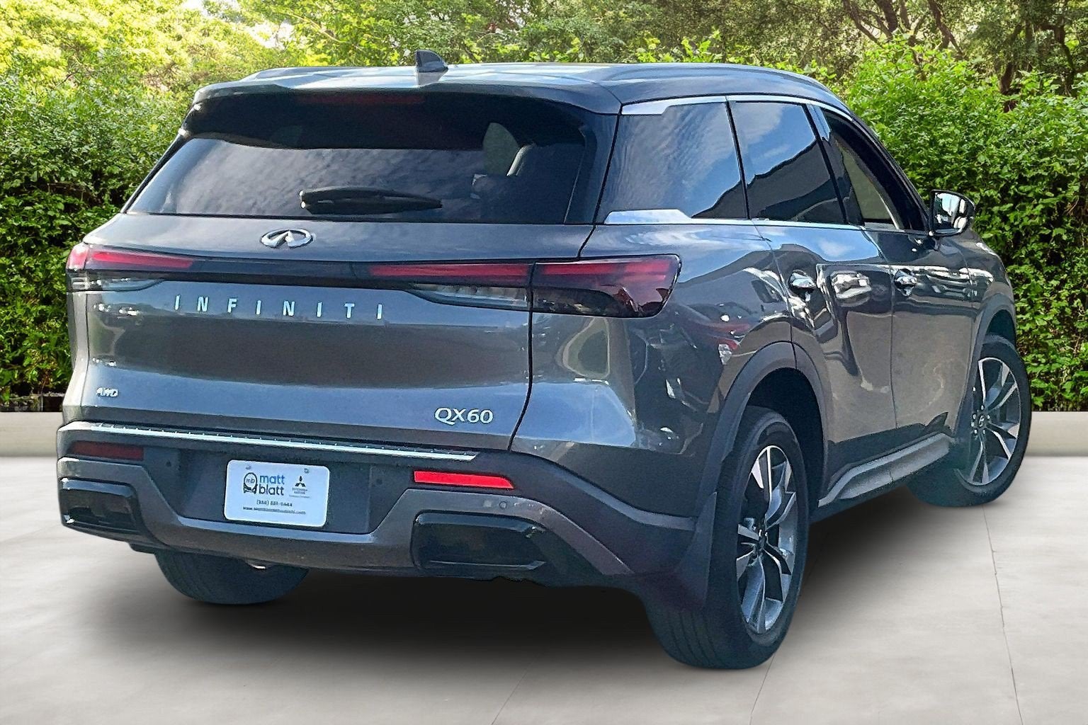 2023 INFINITI QX60 LUXE