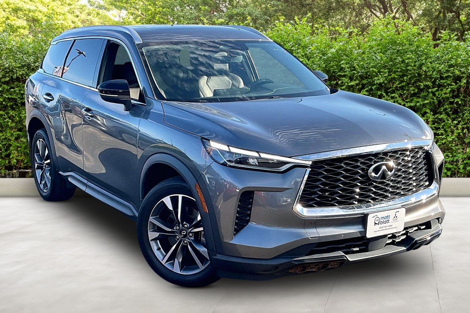2023 INFINITI QX60 LUXE