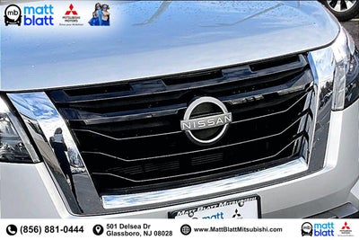 2025 Nissan Pathfinder SV