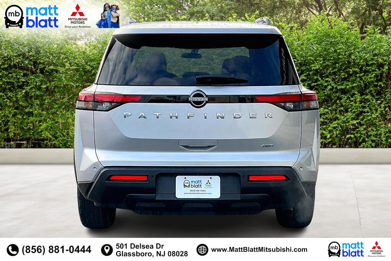 2025 Nissan Pathfinder SV